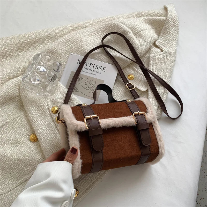 Winter Crossbody Bags for Women Shoulder Bag New Lamb Plush Velvet Bag Lady Small Square Handbag French Korea Style ショルダーウォレット